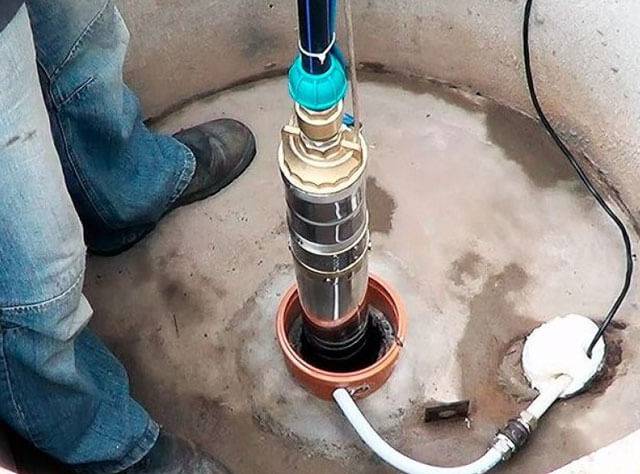 Comment choisir une pompe pour un puits: classification et paramètres d'équipement