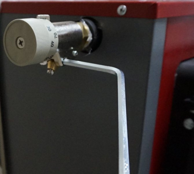 Capteur de tirage de chaudière à gaz: comment ça marche et comment ça marche + les subtilités de la fonctionnalité de vérification