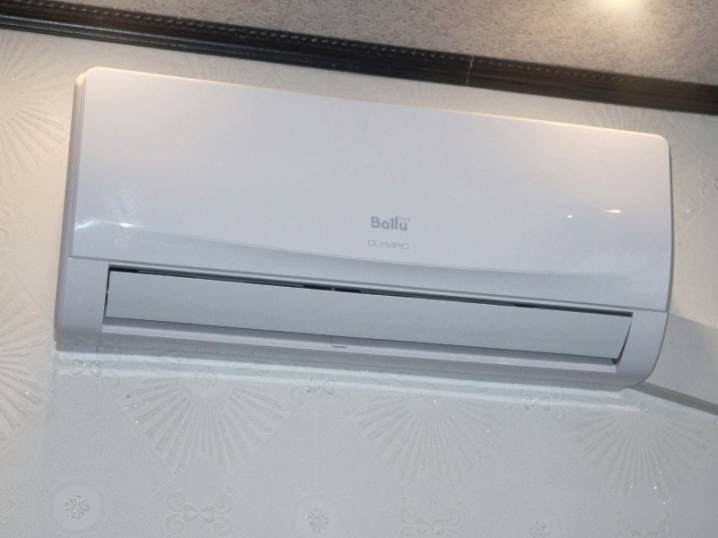 Examen du système fractionné Ballu BSVP-07HN1: normalisation du microclimat sans trop-perçus