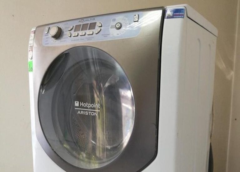 Machines à laver ariston : avis, notation des meilleurs modèles + conseils avant achat - point j