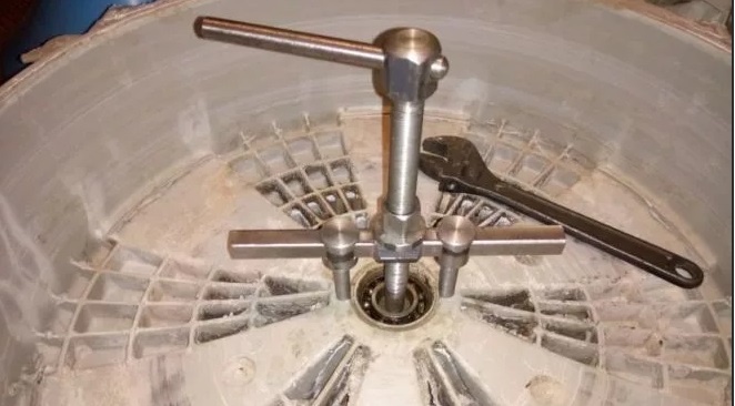 Comment démonter une machine à laver: les nuances du démontage des modèles de différentes marques