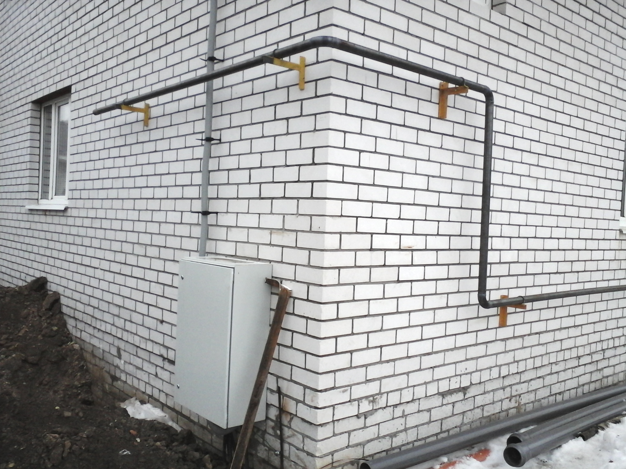 Exigences pour la pose d'un gazoduc dans les agglomérations: profondeur et règles de pose d'un gazoduc aérien et souterrain