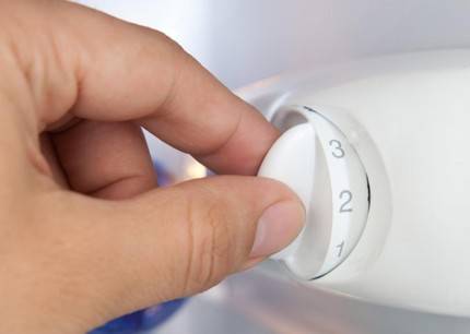 Compresseur de réfrigérateur : aperçu des pannes fréquentes + instructions étape par étape pour le remplacement