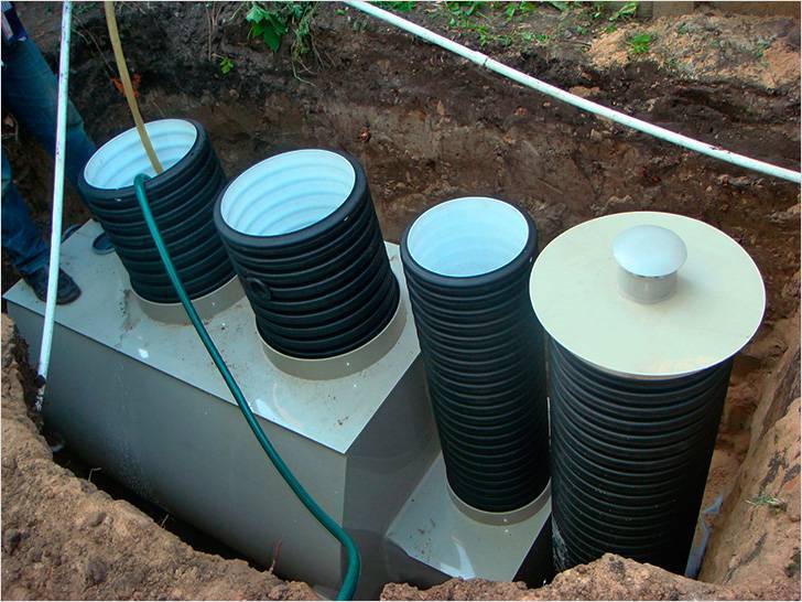 Fosse septique "Cèdre": aménagement intérieur, comment ça marche et vaut-il la peine d'être acheté?