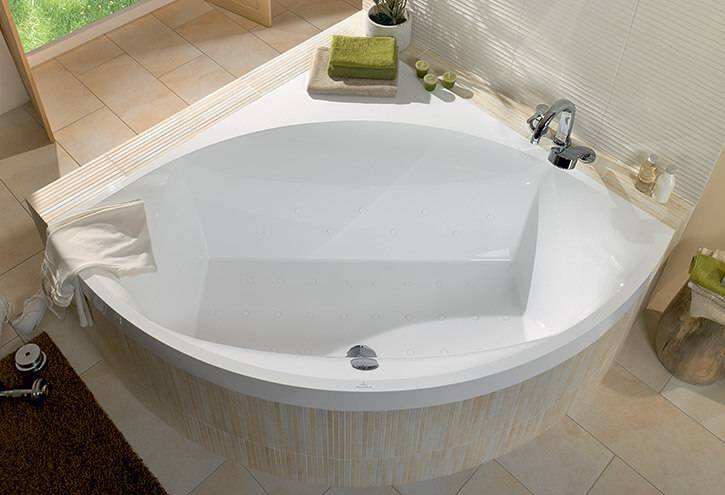 Choisir un bain acrylique: avis d'experts sur la qualité, les inconvénients et les avantages