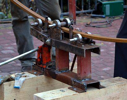 Cintreuse de tubes profilés: comment construire une cintreuse de tubes de vos propres mains