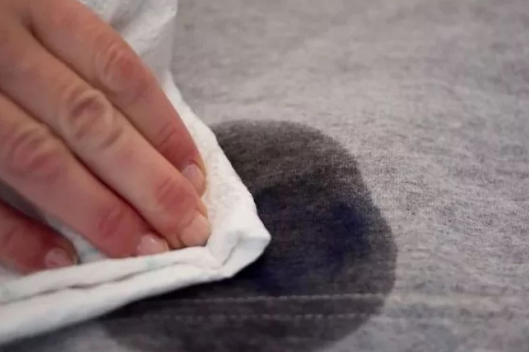 Comment savoir quand il est temps de laver vos rideaux