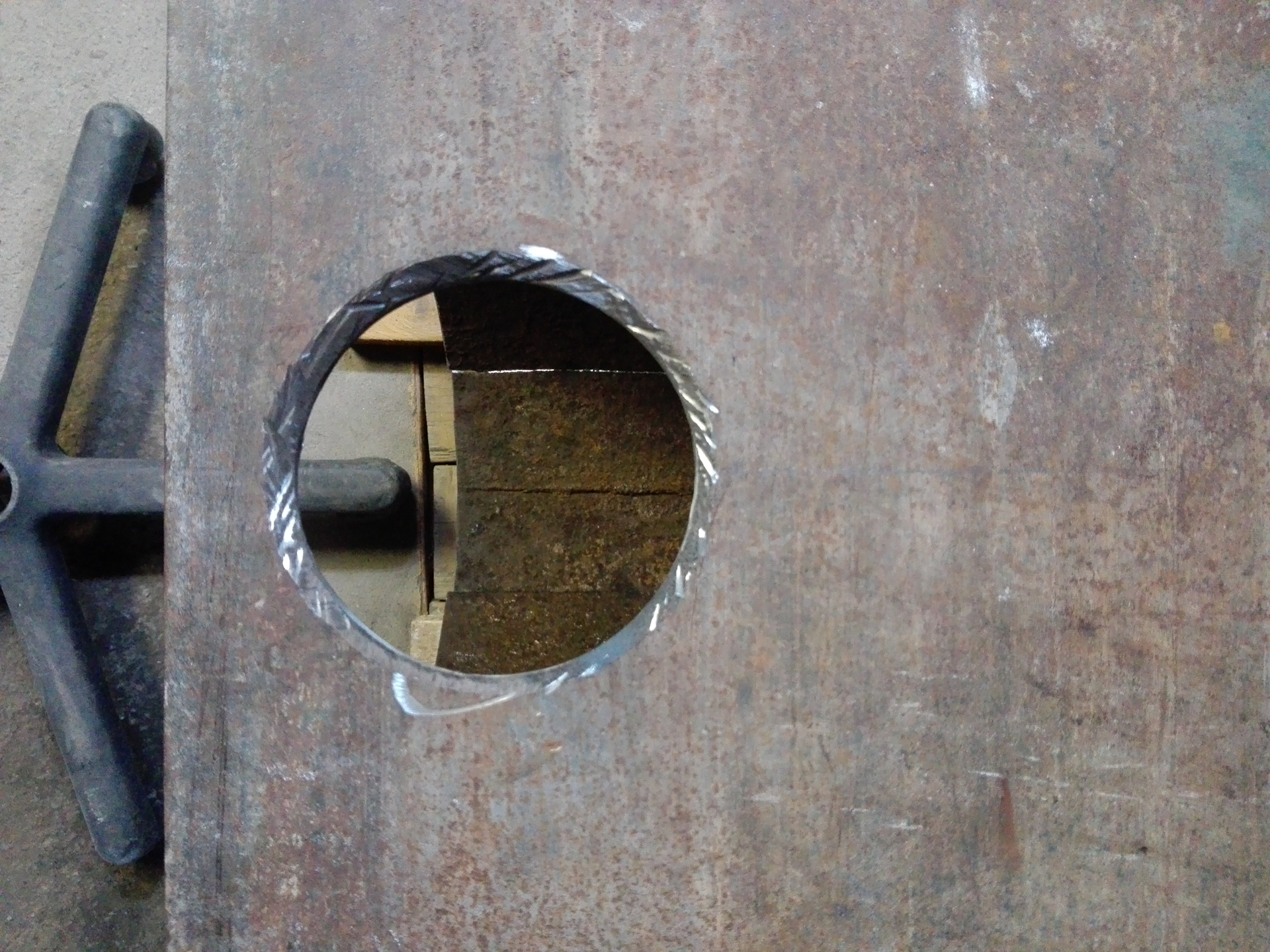 Qu'est-ce qu'un amortisseur ou un amortisseur pour une cheminée et pourquoi est-il nécessaire? | construction et réparation