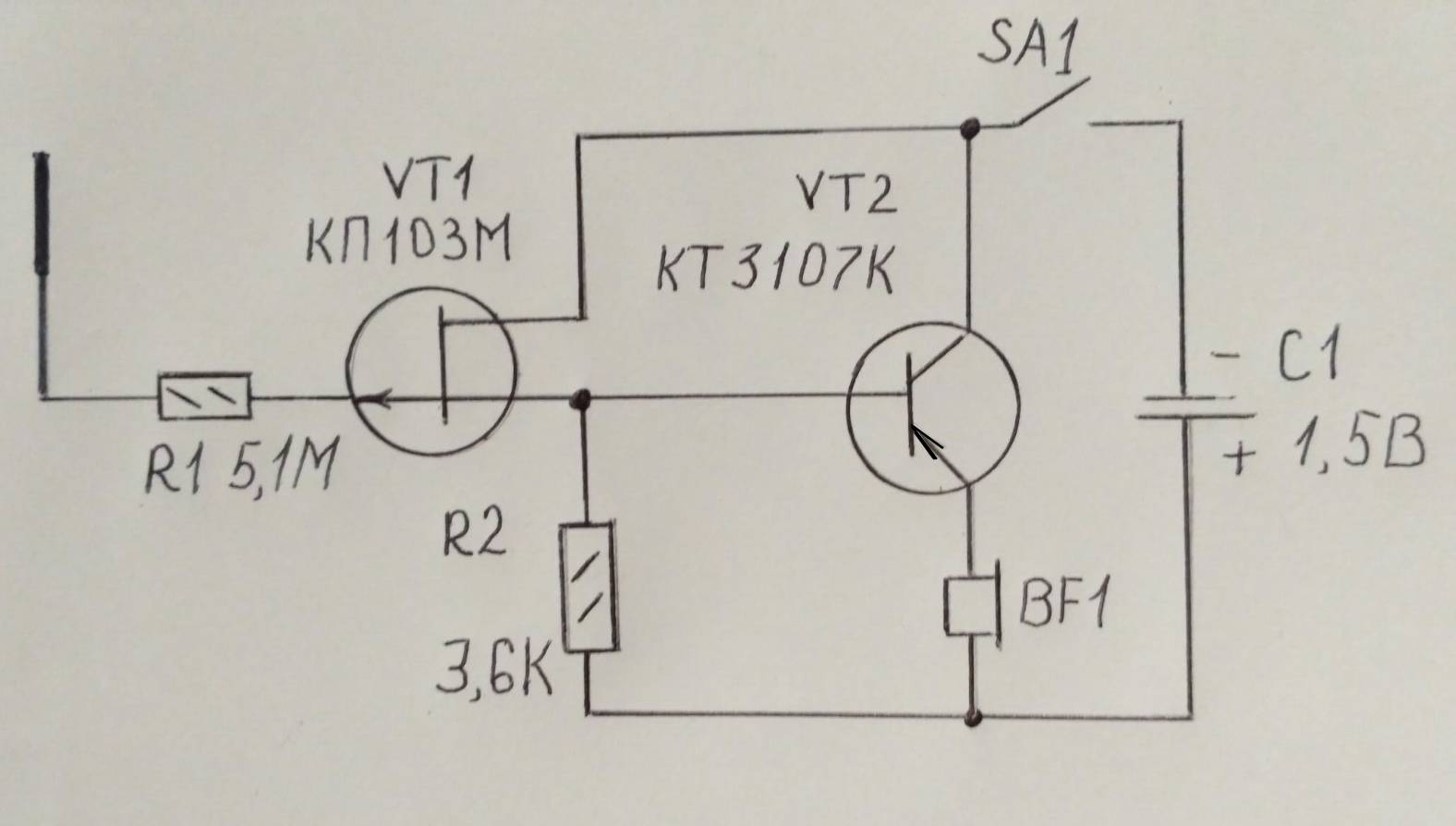 Les meilleurs détecteurs de fils cachés - voir ici. (photo + notice et vidéo)