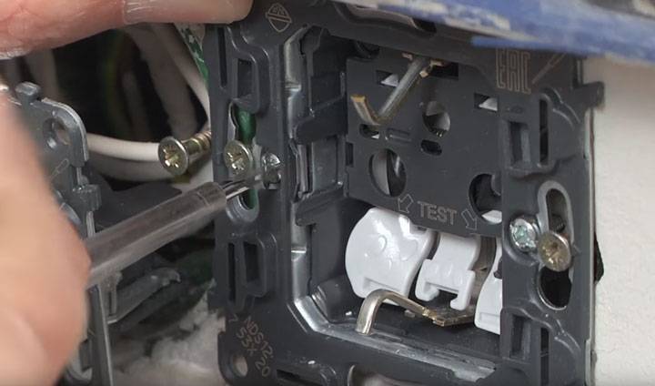 Interrupteurs intelligents : types, marquage, comment choisir et se connecter correctement