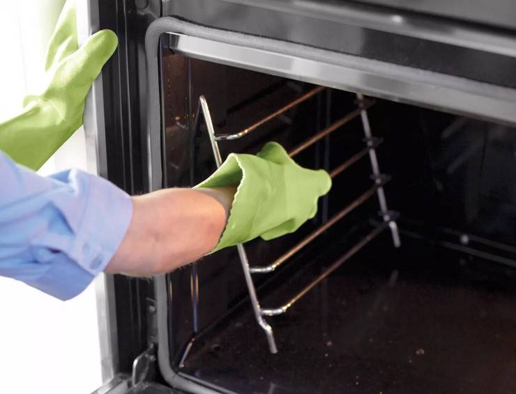 Pourquoi un réchaud à gaz avec une bonbonne de propane fume : principales pannes et recommandations d'élimination