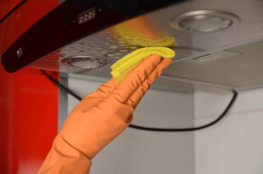 Installation de hotte de cuisine à faire soi-même : instructions d'installation détaillées étape par étape