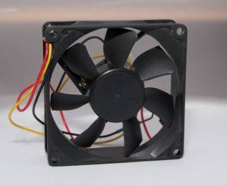 Ventilateur de cheminée pour améliorer le tirage : types d'appareils et instructions de raccordement