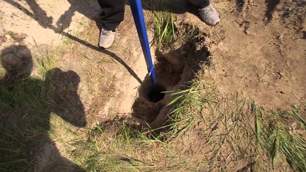 Forage d'un puits pour l'eau: bricolage toutes les étapes, matériel, processus