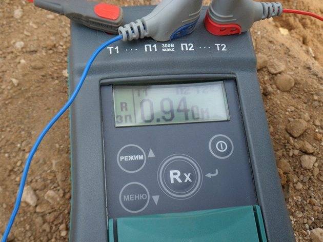 Comment faire la mise à la terre dans une maison privée de vos propres mains