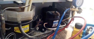 Pourquoi le réfrigérateur fonctionne-t-il constamment et ne s'éteint-il pas ?