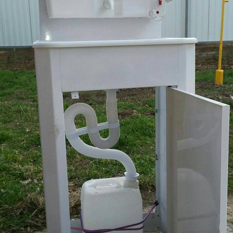 Comment fabriquer soi-même un lavabo pour une résidence d'été: instructions étape par étape