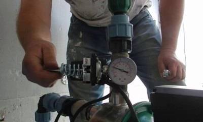 Séquence de montage de l'accumulateur VAREM UO24