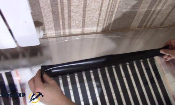 Chauffage au sol sous stratifié sur un sol en béton : nuances de design + notice de pose détaillée