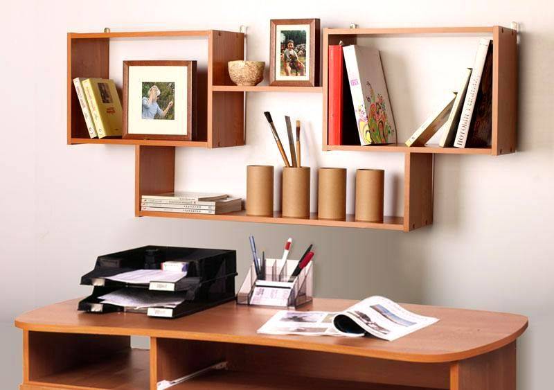 Nous fabriquons une étagère pour les livres de nos propres mains: 6 solutions originales