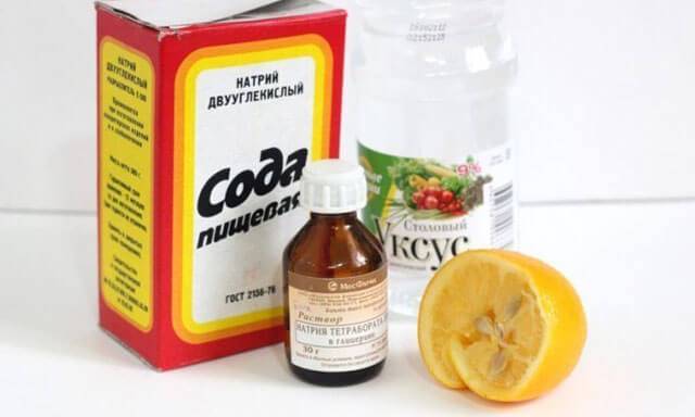 Un nettoyant efficace pour les bouchons de canalisation avec des ingrédients trouvés dans toutes les cuisines