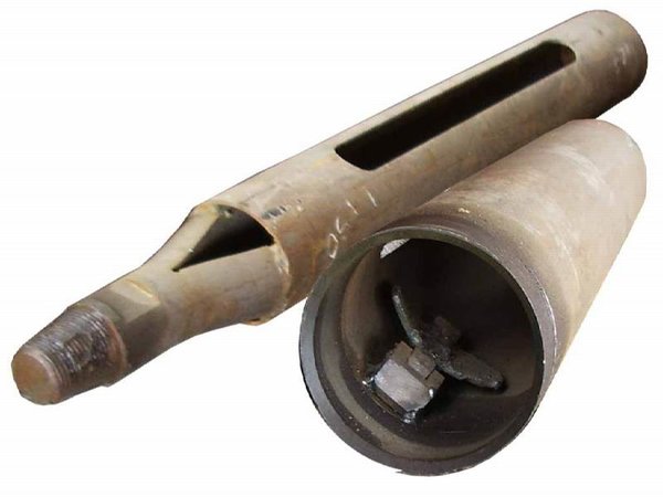 Forage manuel de puits d'eau : un aperçu des 4 méthodes + forage avec une perceuse à glace en détail