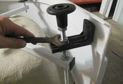 Siphon pour cabine de douche avec bac bas: types, règles de sélection, montage et installation