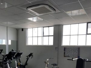 Comment poser un itinéraire de climatiseur: les spécificités d'un appareil de communication