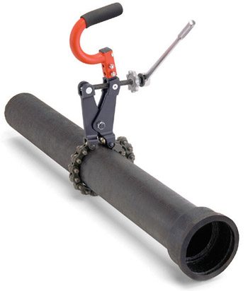 Comment est construite une cheminée en céramique: les spécificités de l'installation d'un canal de fumée en céramique