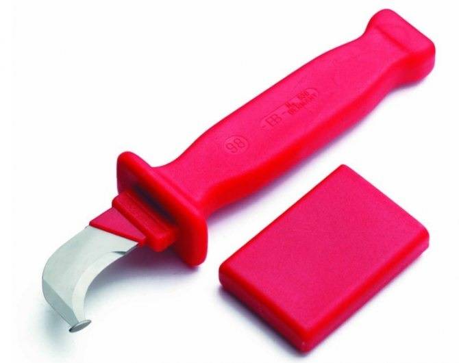 Dénudeur pour dénuder les fils: règles de sélection d'un outil pour dénuder les câbles et les fils