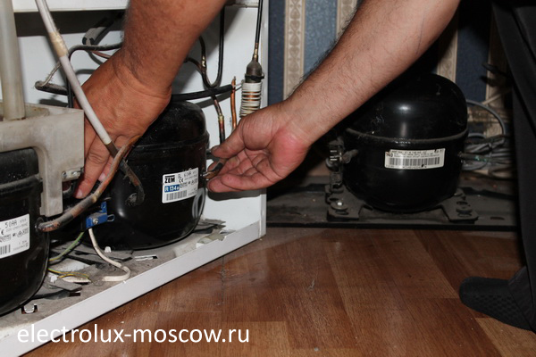 Nous éliminons 10 dysfonctionnements typiques des réfrigérateurs de nos propres mains