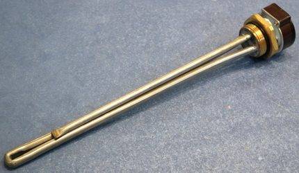 Éléments chauffants avec thermostat pour chauffer l'eau