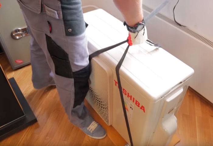 Installation d'un climatiseur externe dans le grenier: la possibilité de résoudre et d'analyser les spécificités techniques