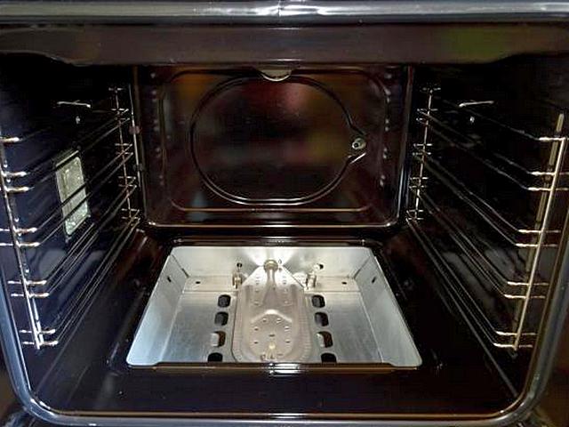 Le four de la cuisinière électrique est indésirable - nos actions