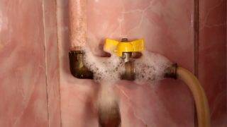 Remplacement du tuyau de gaz à faire soi-même: règles d'installation