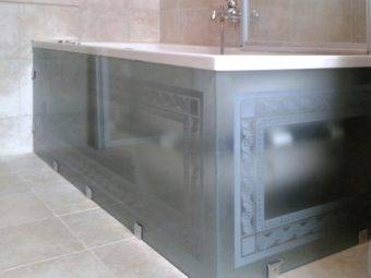 Comment installer une baignoire de vos propres mains: un guide d'installation étape par étape