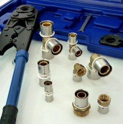 Plomberie dans une maison privée: règles de conception + examen des meilleurs schémas