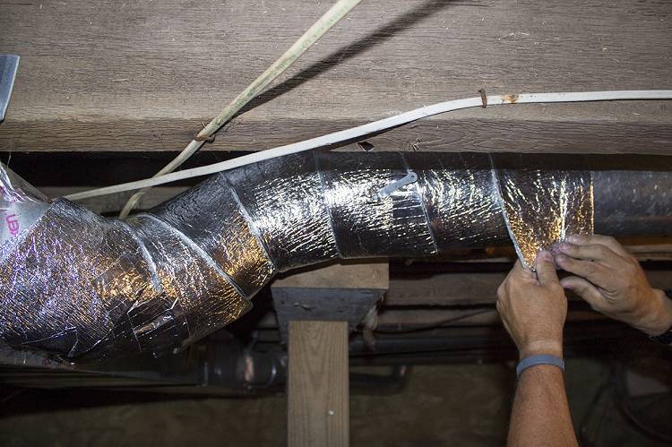 Comment et avec quoi isoler un tuyau de ventilation: règles et réglementations pour l'isolation des conduits