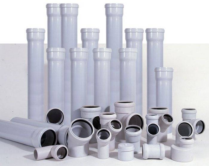 Remplacement d'un égout en fonte par un égout en plastique