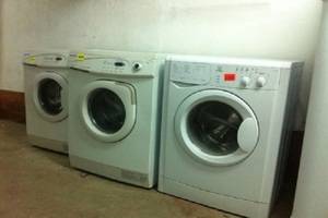 Les nuances de l'installation d'un évier sur une machine à laver: un exemple de travail étape par étape