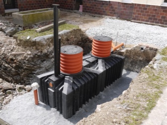 Assainissement local d'une maison de campagne: examen comparatif des installations de traitement