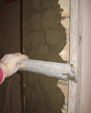 Comment coller une bordure sur une baignoire: nous démontons les options en céramique et en plastique