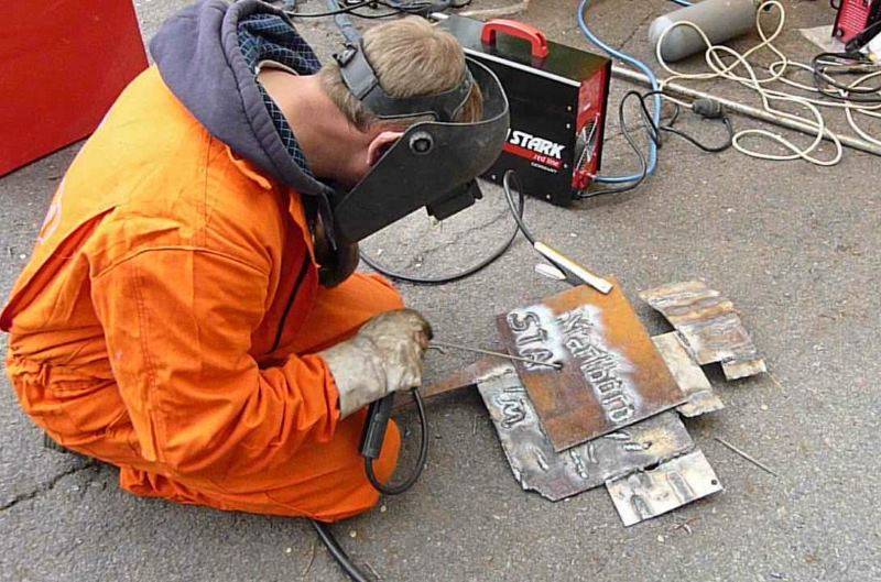 Soudage par onduleur pour les débutants à la maison