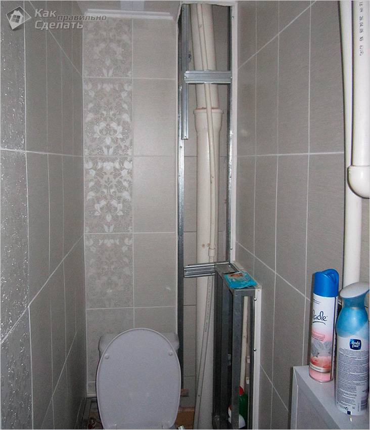 Comment cacher les tuyaux dans la salle de bain: un aperçu des meilleures façons de masquer le pipeline