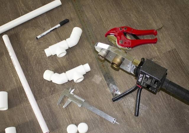 Quels meubles peuvent être fabriqués à partir de tuyaux en pvc de vos propres mains