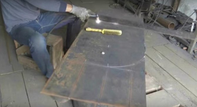 Comment faire un four en métal de vos propres mains