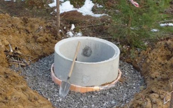 Comment remplir un puits autour d'un tuyau