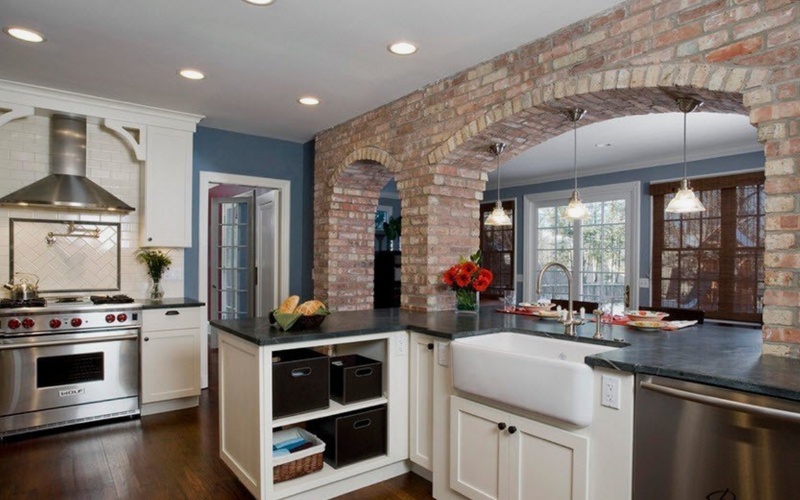 5 façons de remplir de manière rentable un coin dans une petite cuisine