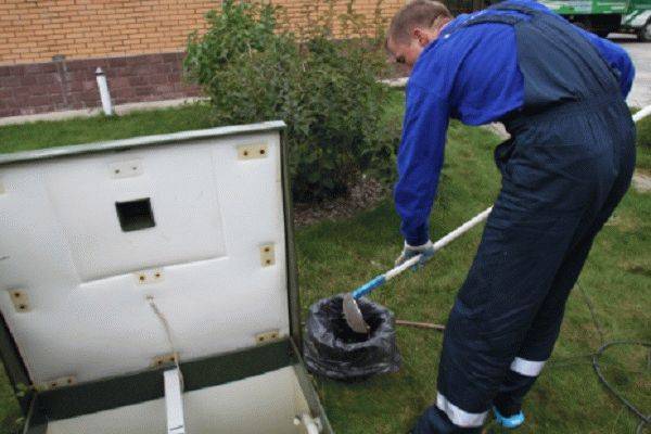 Comment la fosse septique Topas est-elle entretenue en hiver
