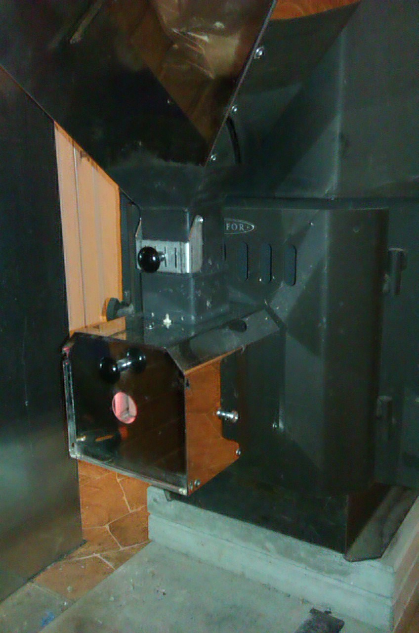 Brûleur à pellets Pelletron 15 - caractéristiques de l'utilisation des modifications 10 ma et 15 ma